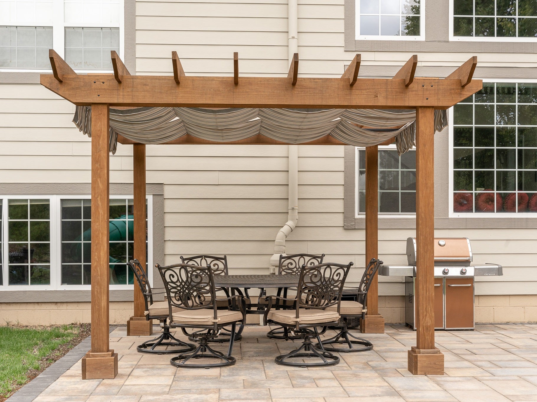 Mendoza Wood Pergola