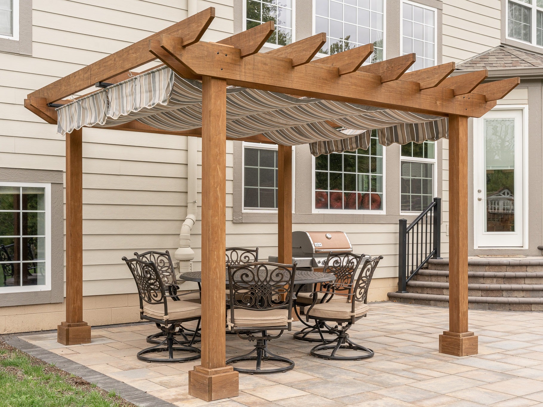 Mendoza Wood Pergola