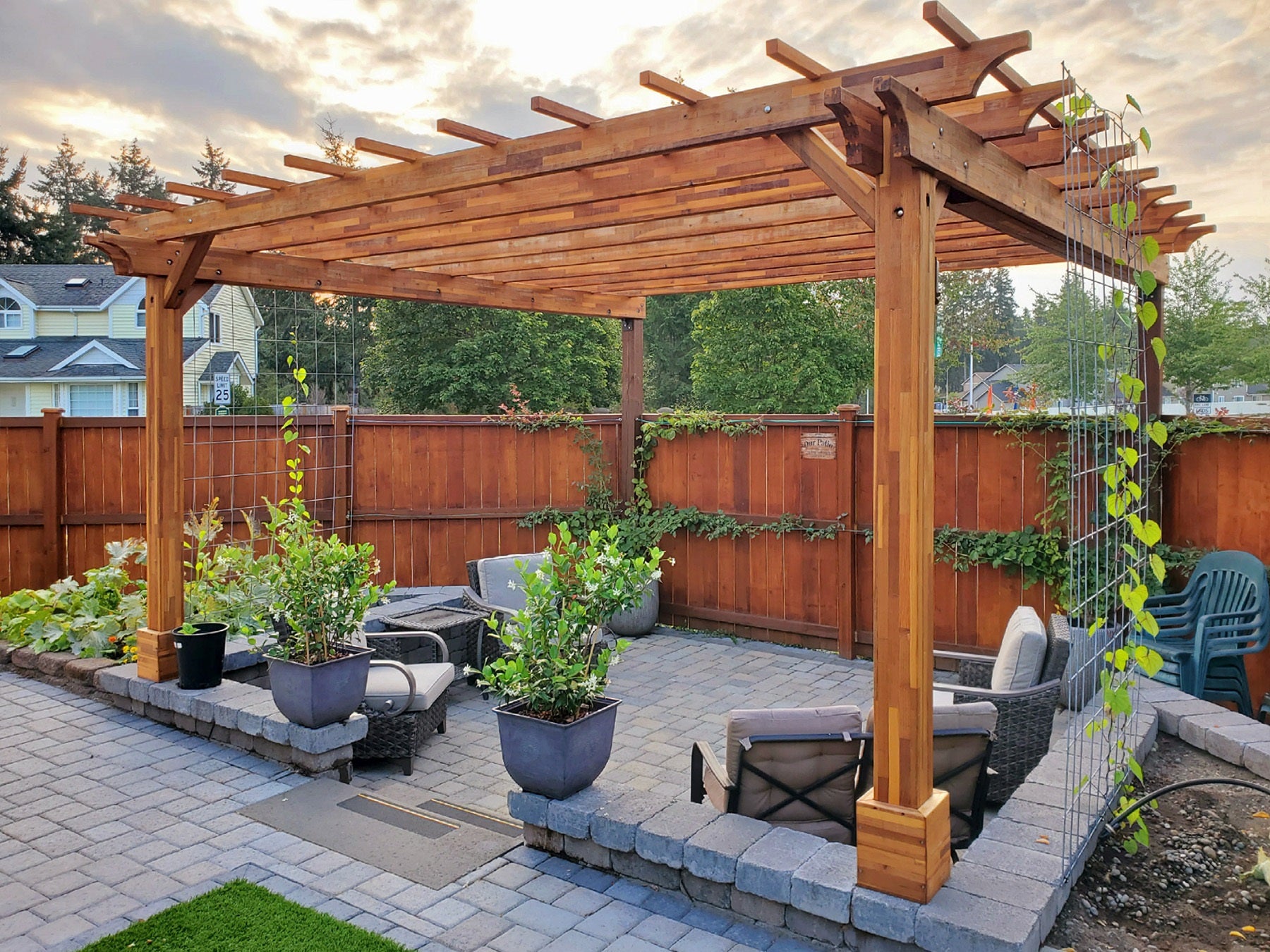 The Traditional Wooden Garden 16' Pergola